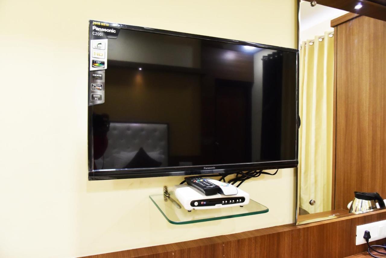 Hotel Amritsar International 2 Min Walk From Amritsar Bus Stand Kültér fotó