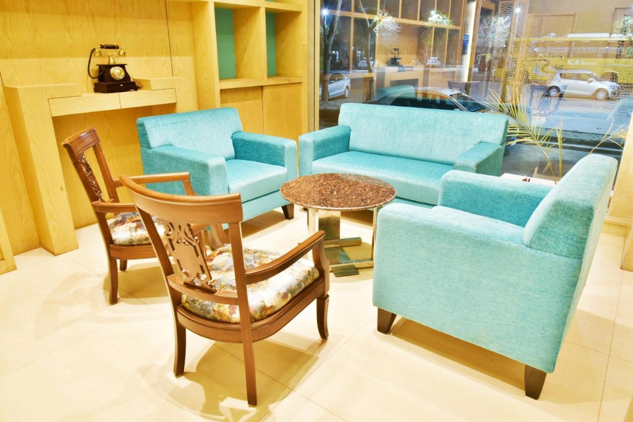 Hotel Amritsar International 2 Min Walk From Amritsar Bus Stand Kültér fotó