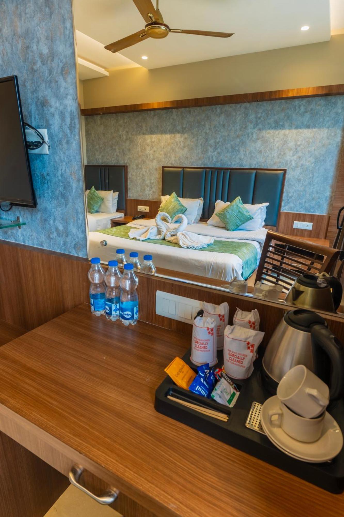 Hotel Amritsar International 2 Min Walk From Amritsar Bus Stand Kültér fotó