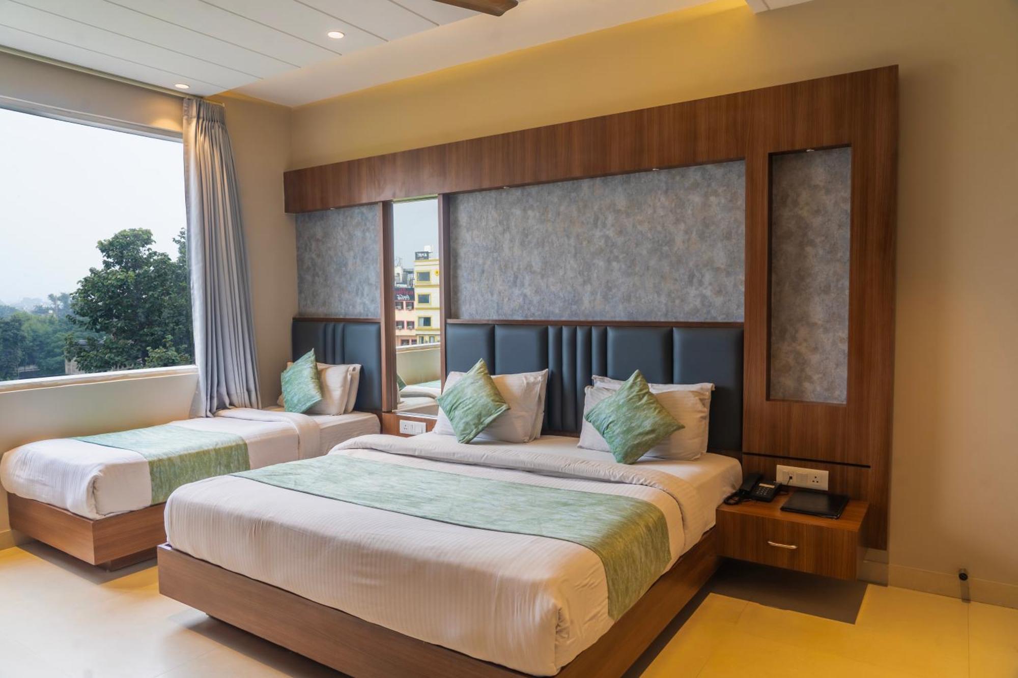 Hotel Amritsar International 2 Min Walk From Amritsar Bus Stand Kültér fotó